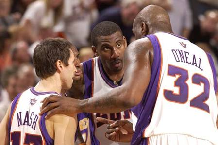 他镇定自若 他镇定自若