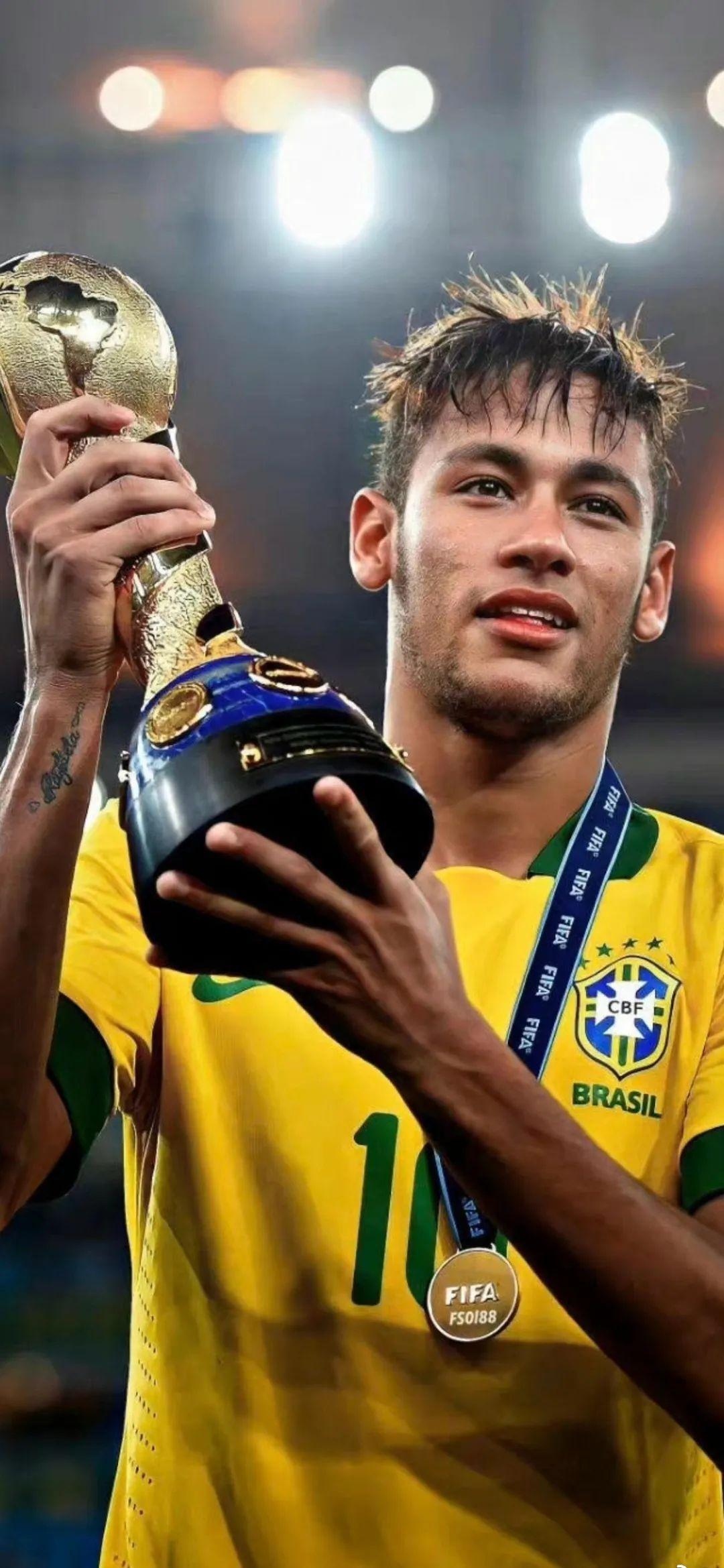 针对巴塞罗 针对巴塞罗