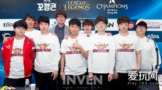 在皇马对阵 在皇马对阵