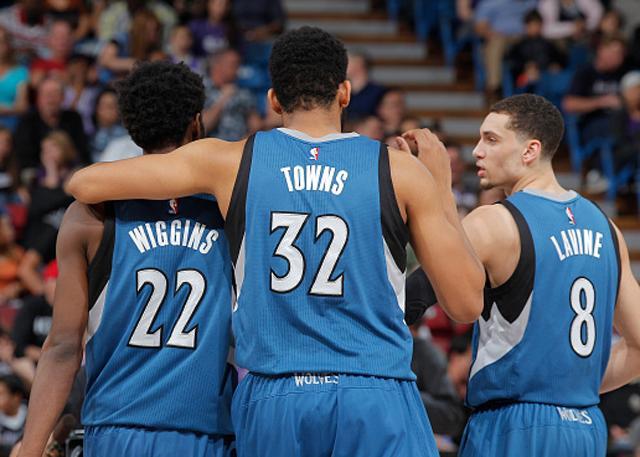 更突显了他 更突显了他