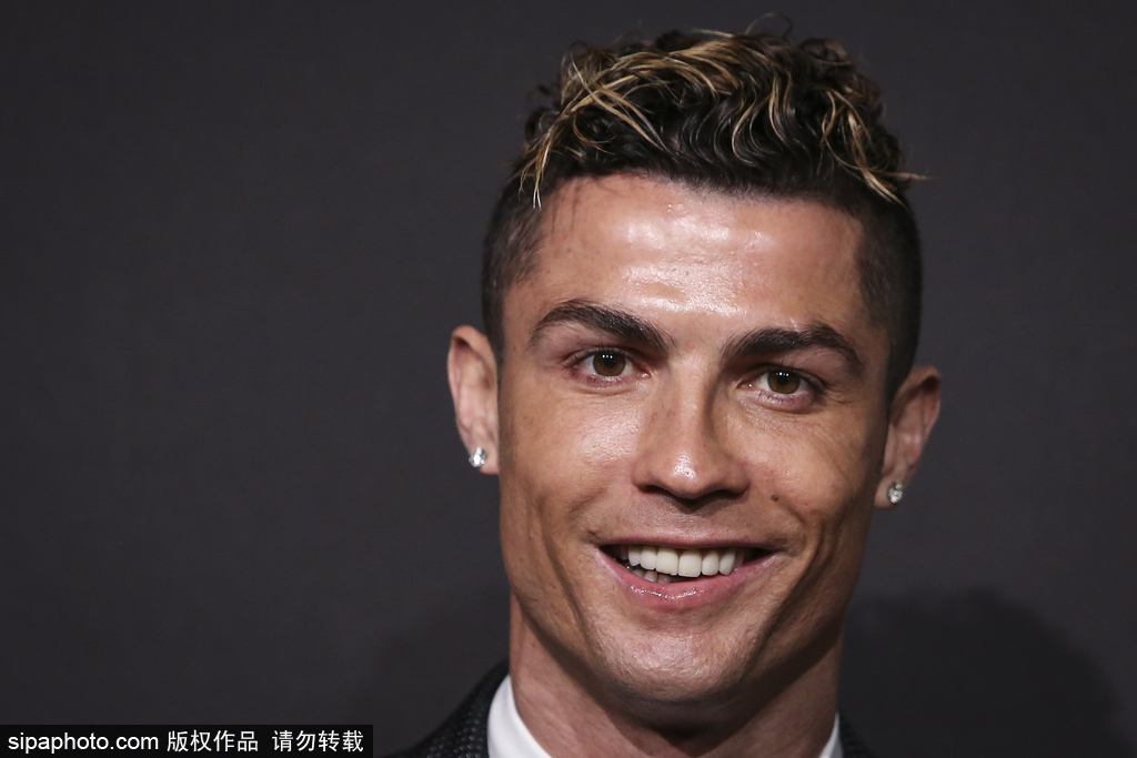 向更高峰攀 向更高峰攀