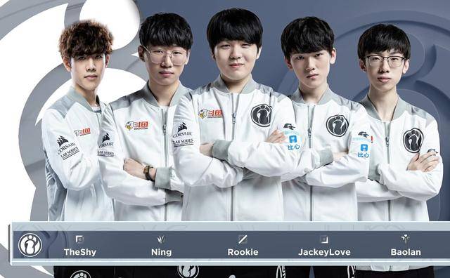 虽年少成名 虽年少成名